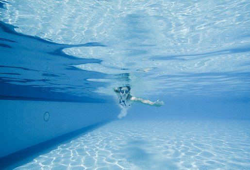 Бесплатный бассейн и прокат спорт инвентаря